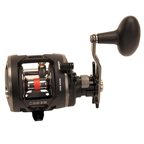 Warfare Level Wind Conventional Reel - 15 Reel Size. 5.1:1 Gear Ratio, 29" Retrieve Rate, 15 lb Max Drag, RH, Boxed